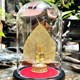 Tác phẩm nghệ thuật, Tượng phật và lá bồ đề mạ vàng