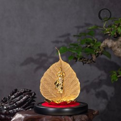 Lá bồ đề mạ vàng và Tượng Thày Thích Pháp Hòa