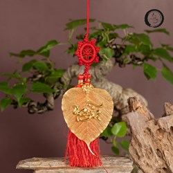 Lá bồ đề mạ vàng chữ Nghĩa