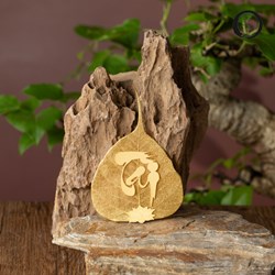 Lá bồ đề mạ vàng chữ Tài