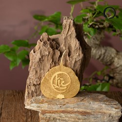 Lá bồ đề mạ vàng chữ Lộc